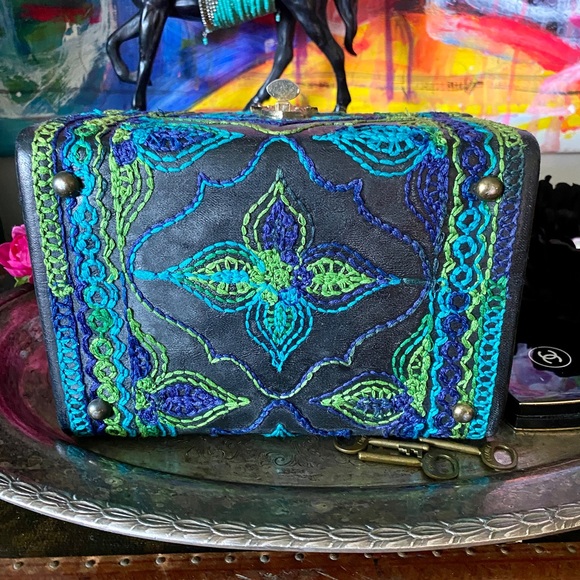 RARE Gorgeous 1950’s Embroidery Box Purse Luxury Handbag Fashion Statement Bag - Picture 3 of 9